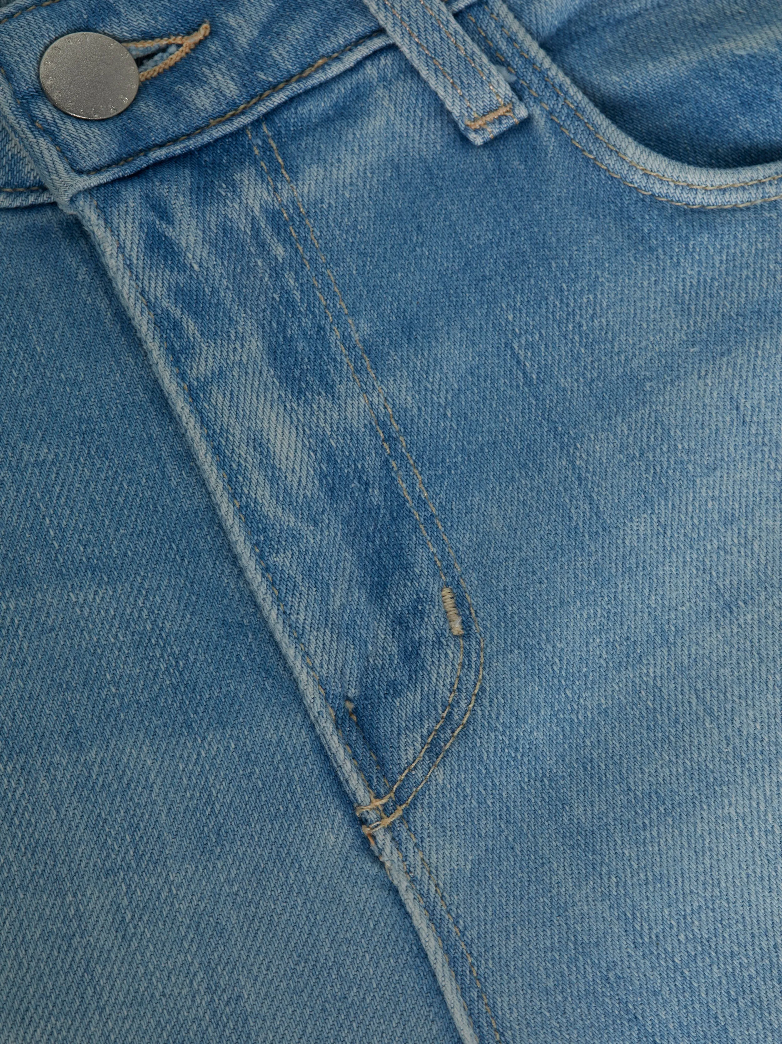 Alicent Wide-Leg Jean