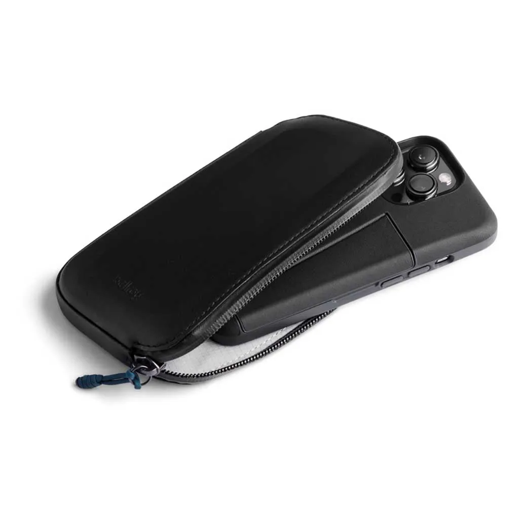 All-Conditions Phone Pocket Bellroy Bags