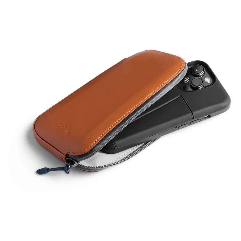 Bags Bellroy All-Conditions Phone Pocket