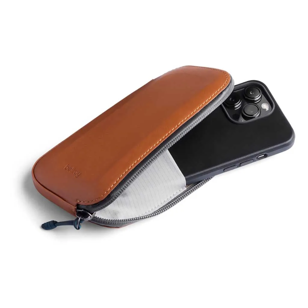 Bags Bellroy All-Conditions Phone Pocket