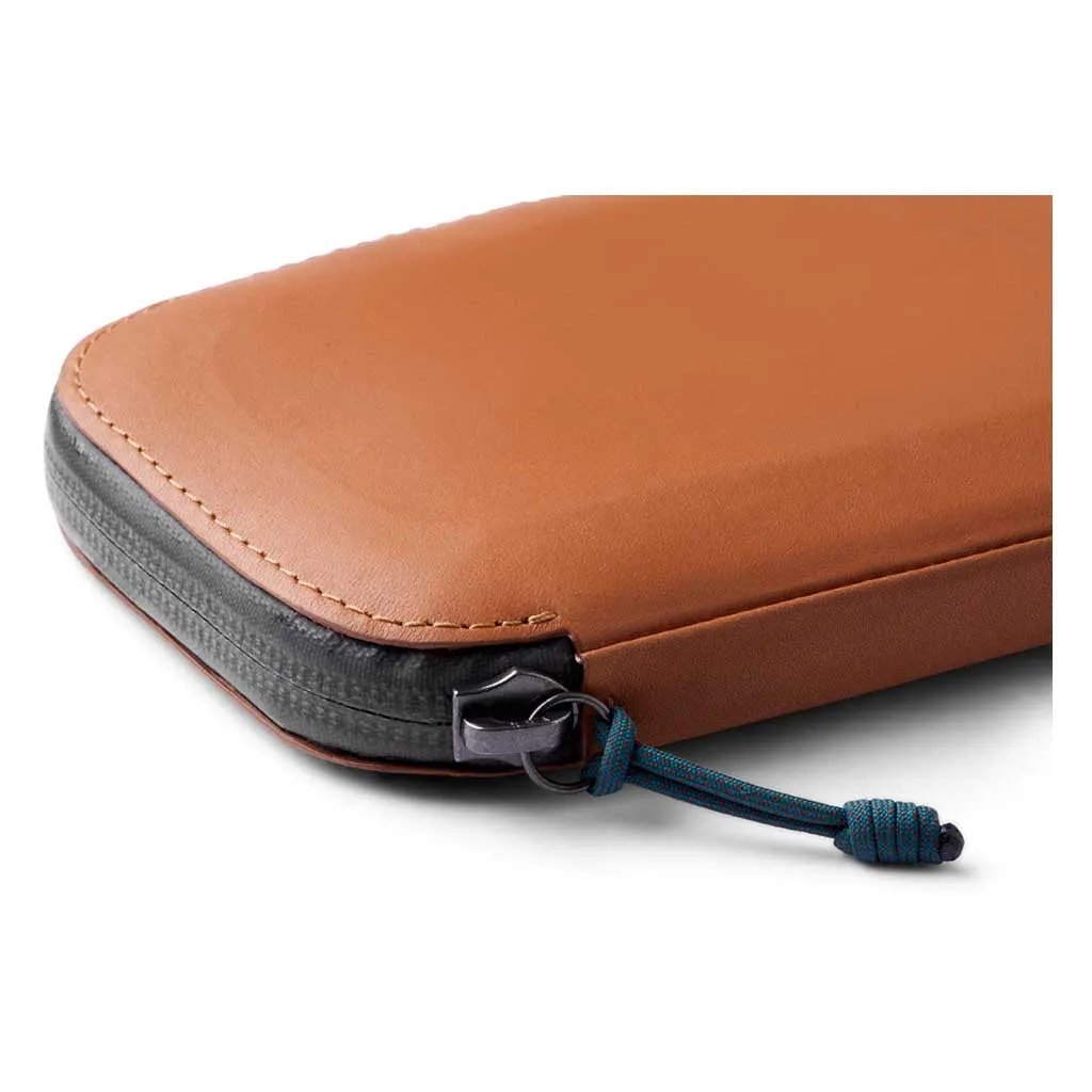 Bags Bellroy All-Conditions Phone Pocket