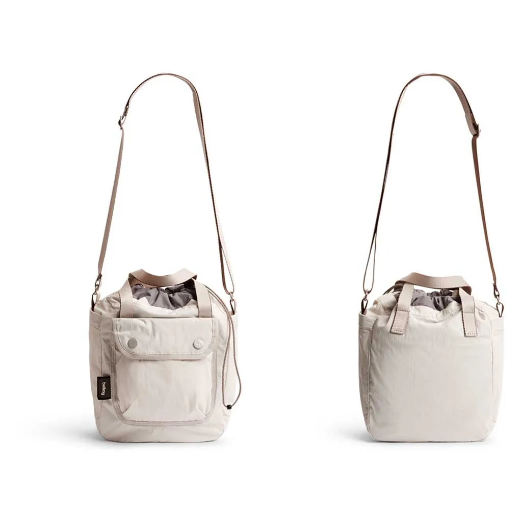 Bags Bellroy Cinch Bucket Bag