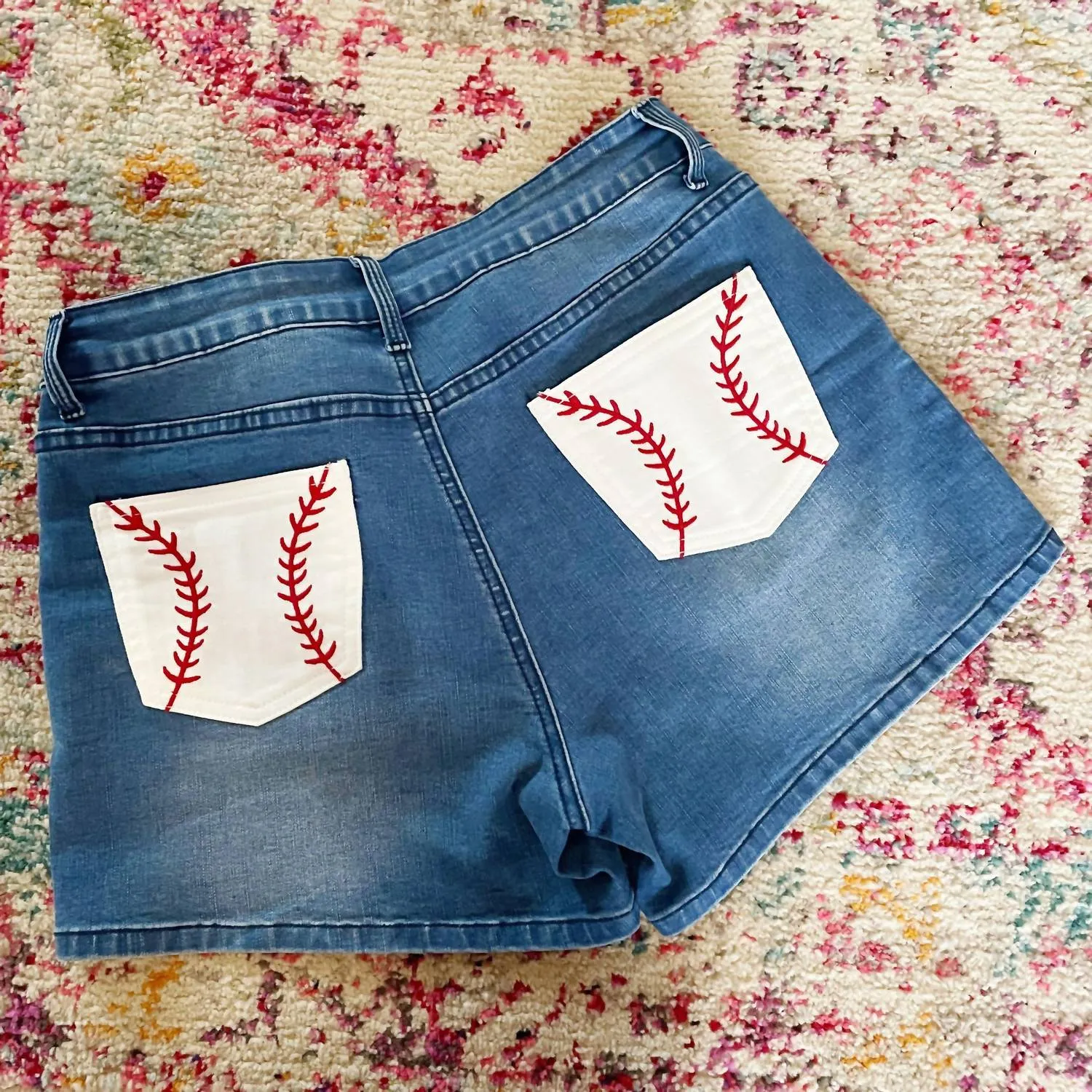 Baseball Pocket Denim Shorts In Medium Wash