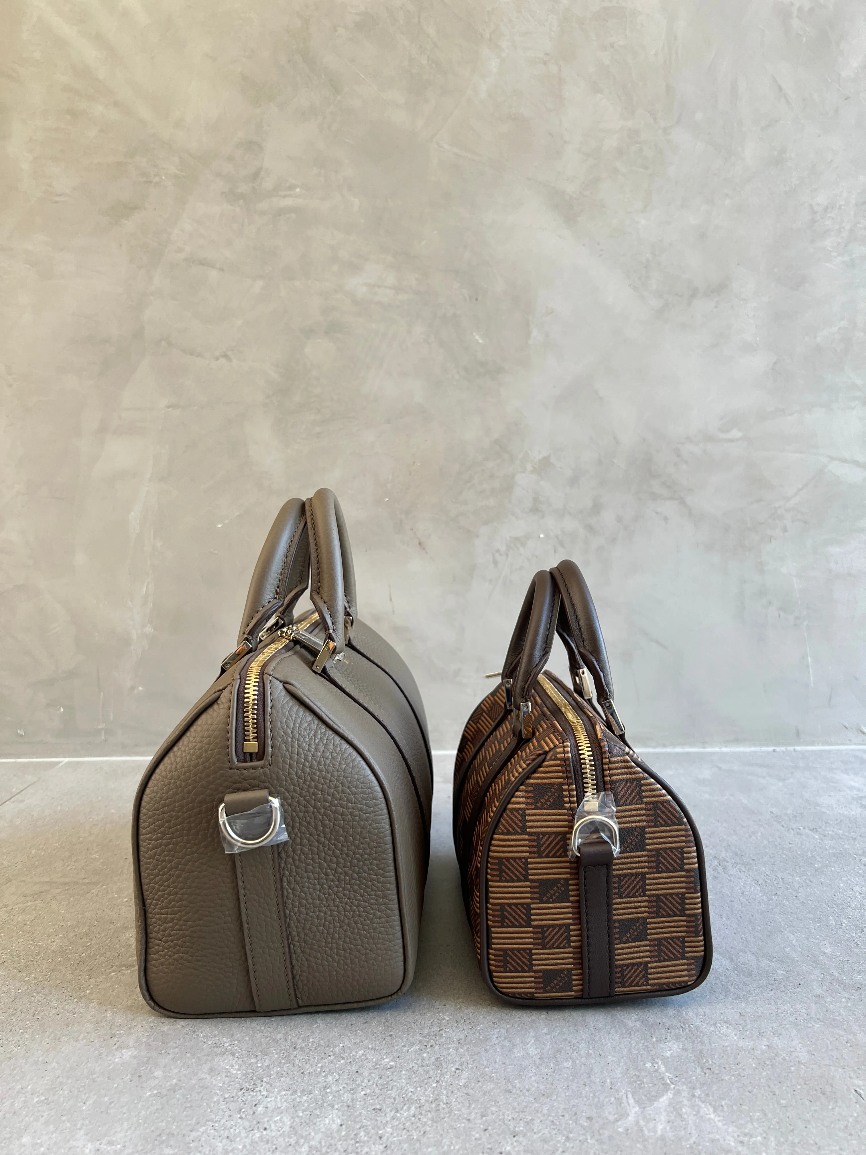 Boston Mini Travel Calf, Chocolate Moreau Bags