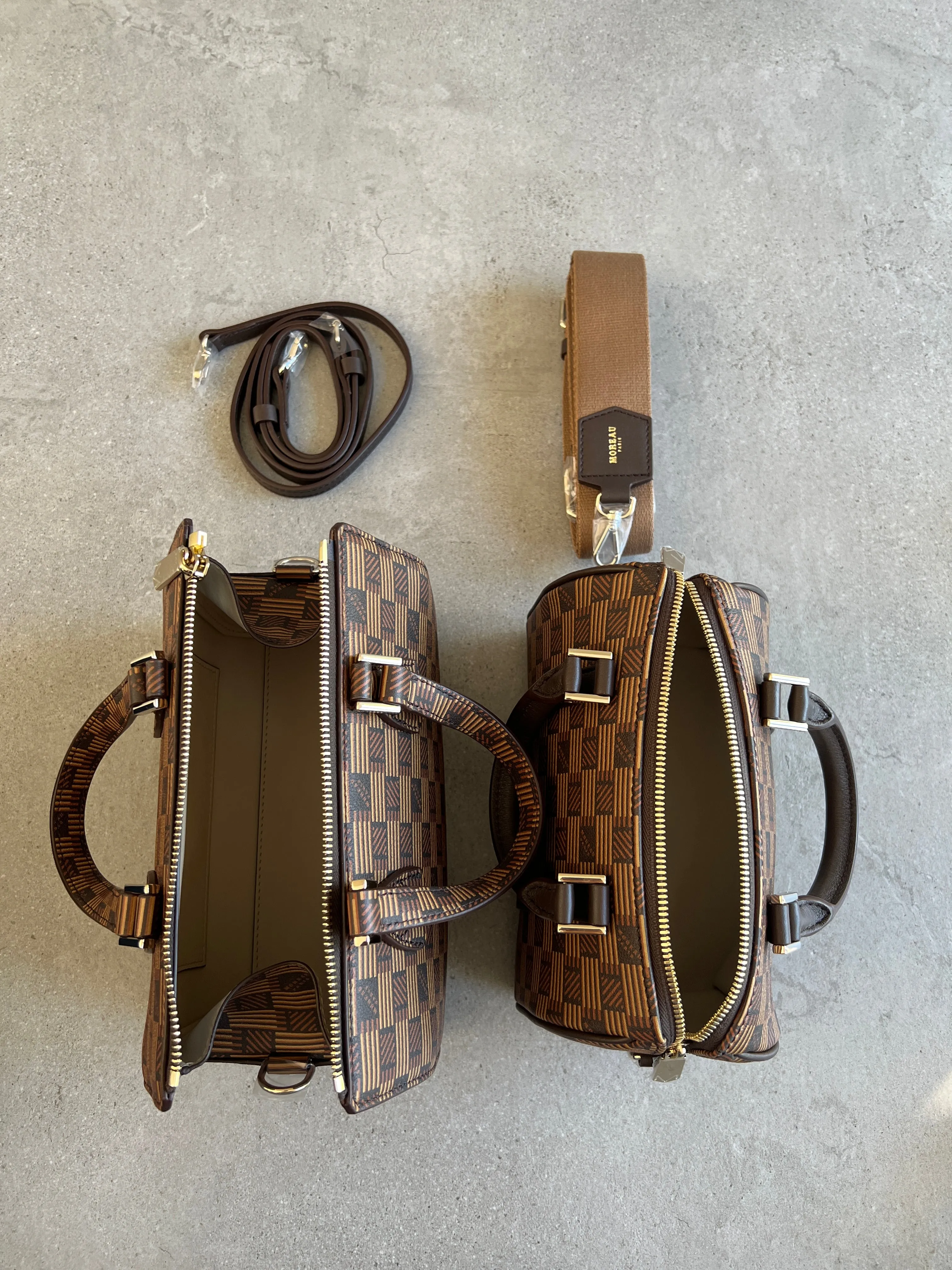 Boston Mini Travel Calf, Chocolate Moreau Bags