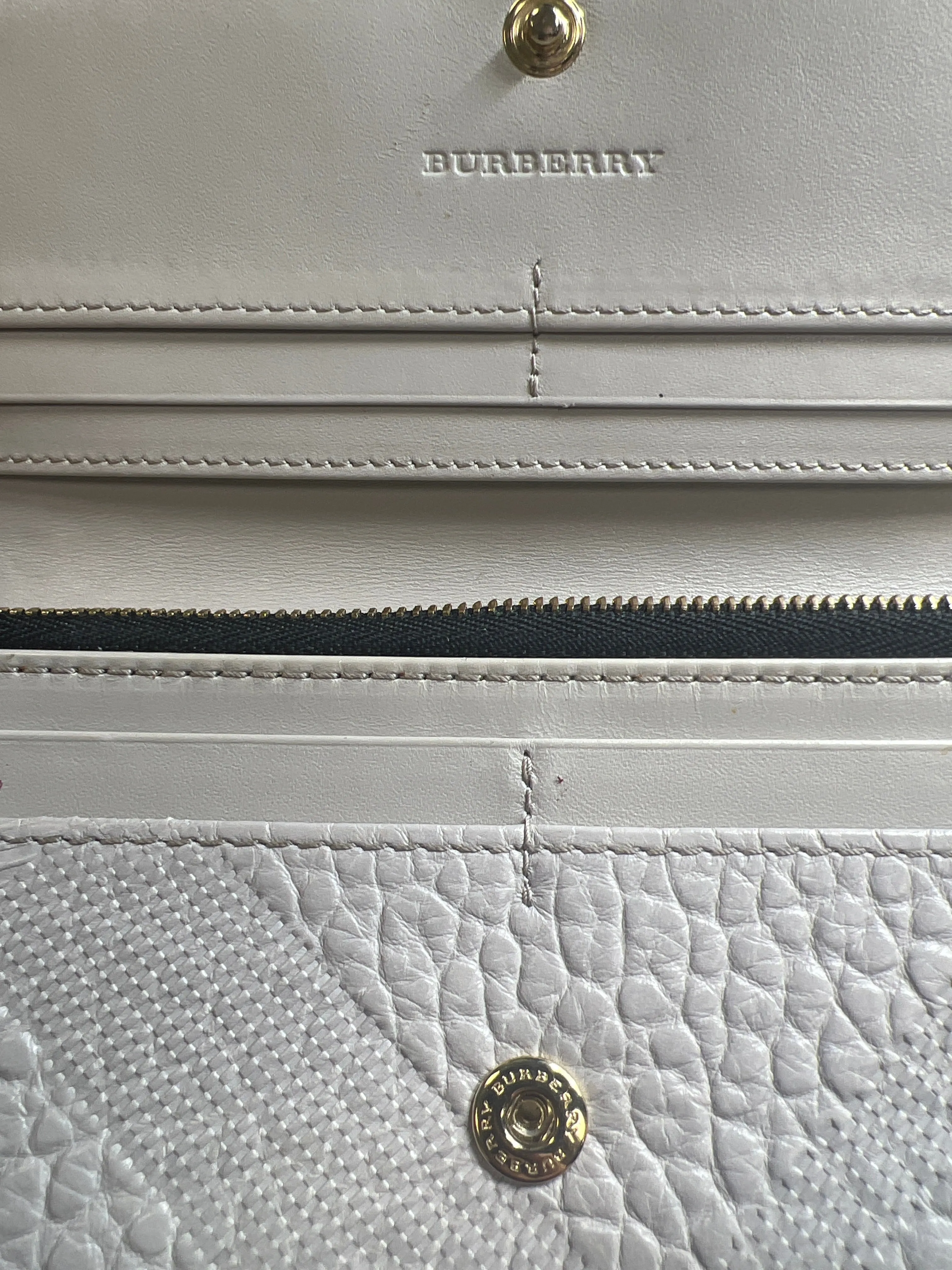 Burberry Handbags Burberry Dewberry Designer Leather Wallet