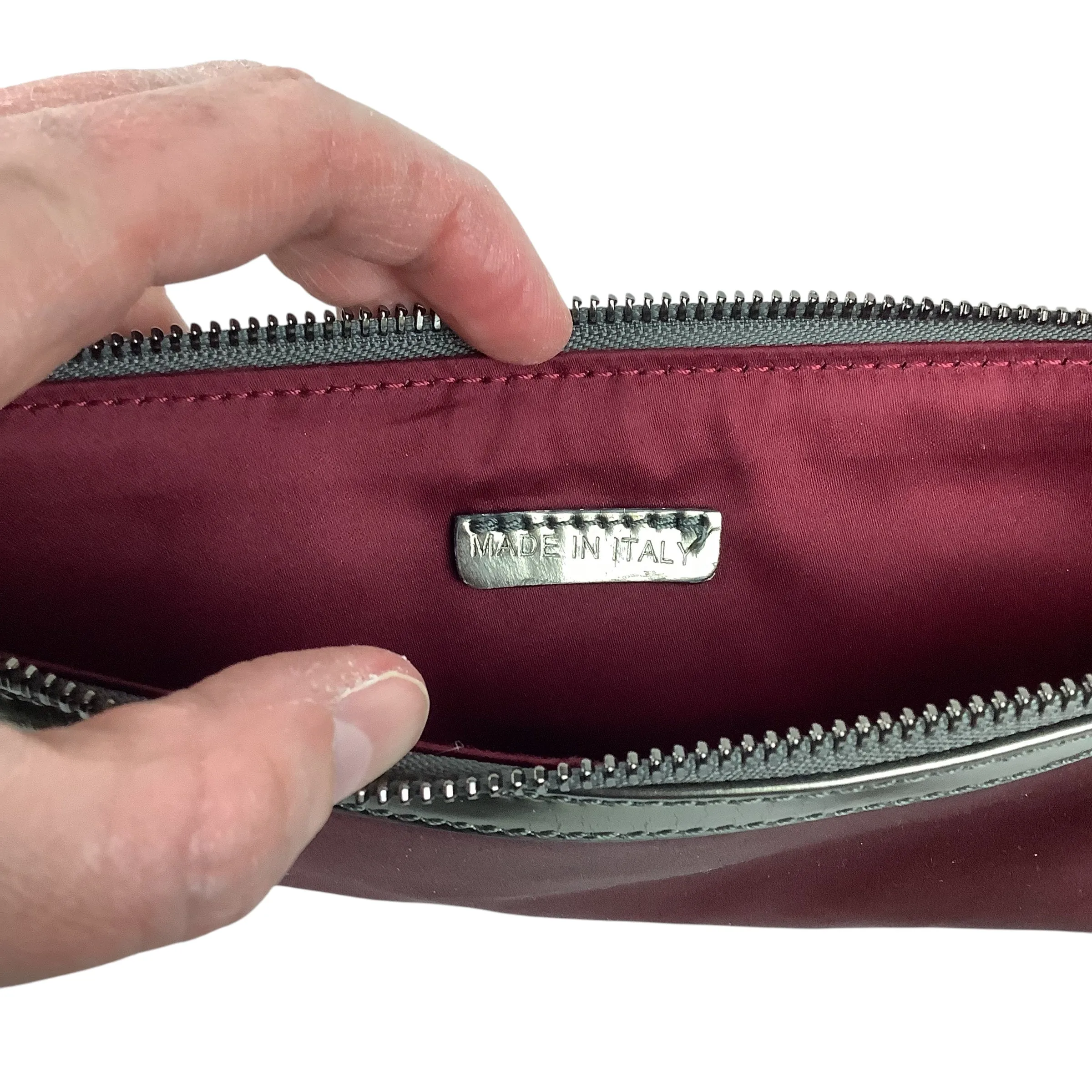 Burberry Handbags Clutch Luxury Designer By Burberry, Size: Medium