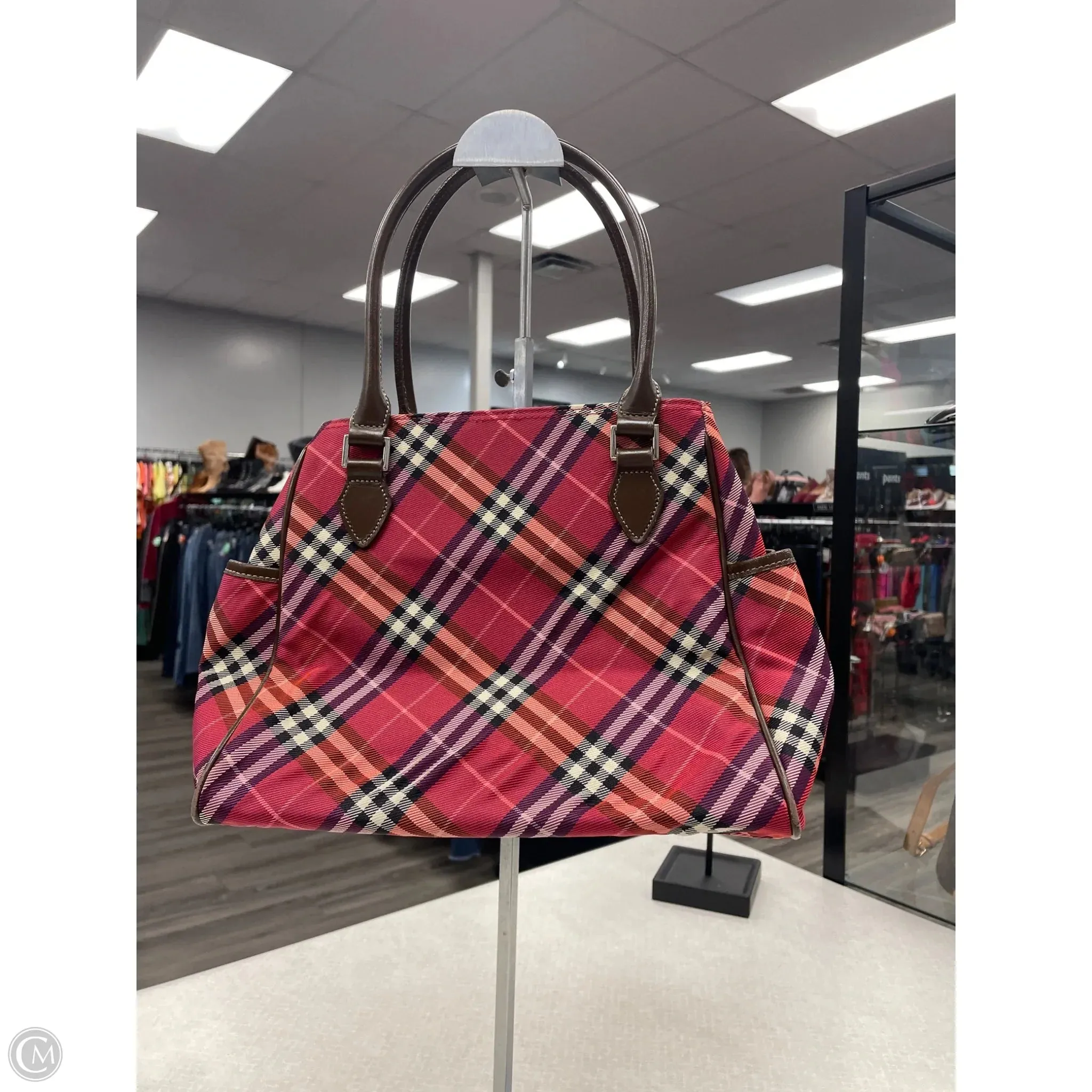 Burberry Handbags Handbag Luxury Designer By Burberry, Size: Medium