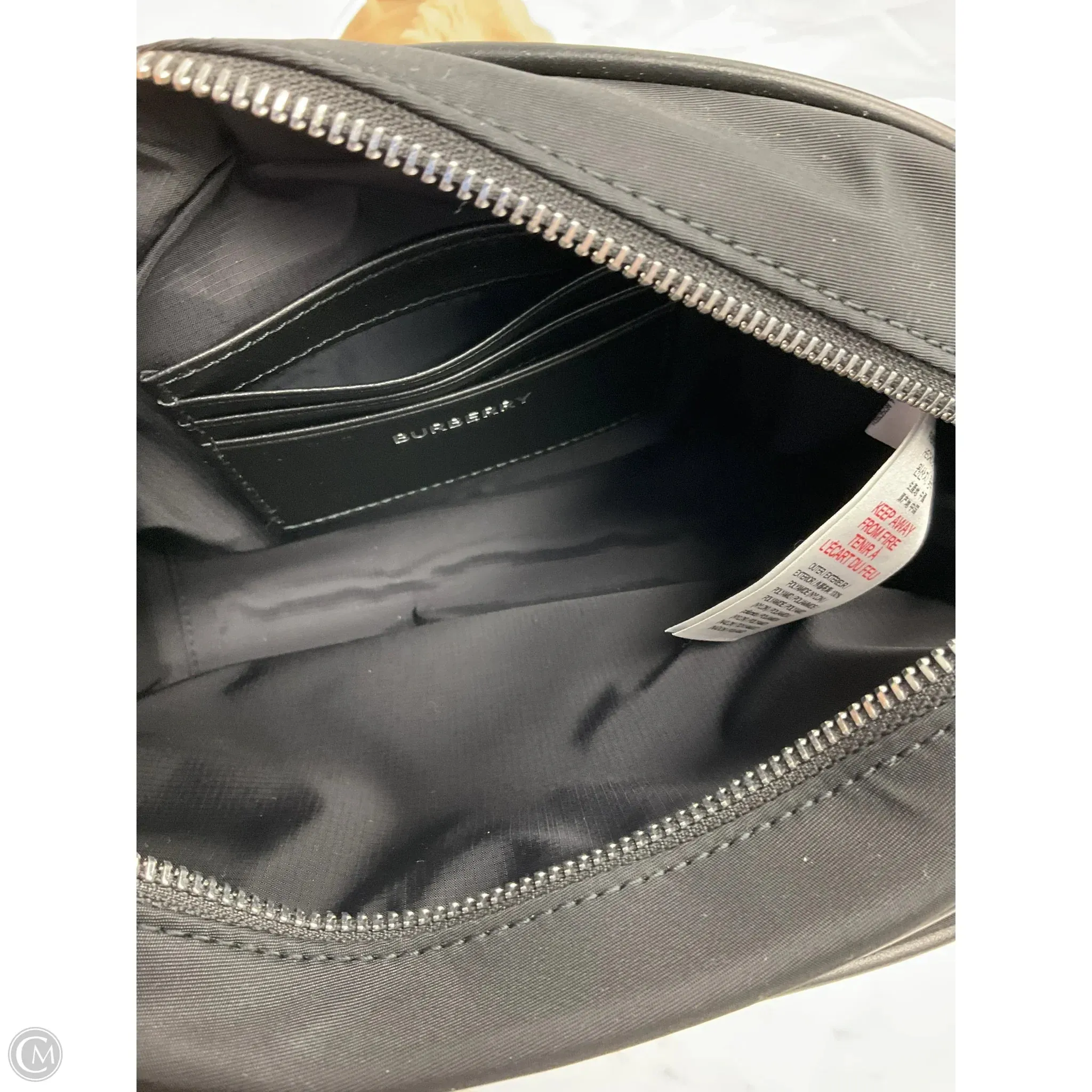 Burberry Handbags Handbag Luxury Designer By Burberry, Size: Small