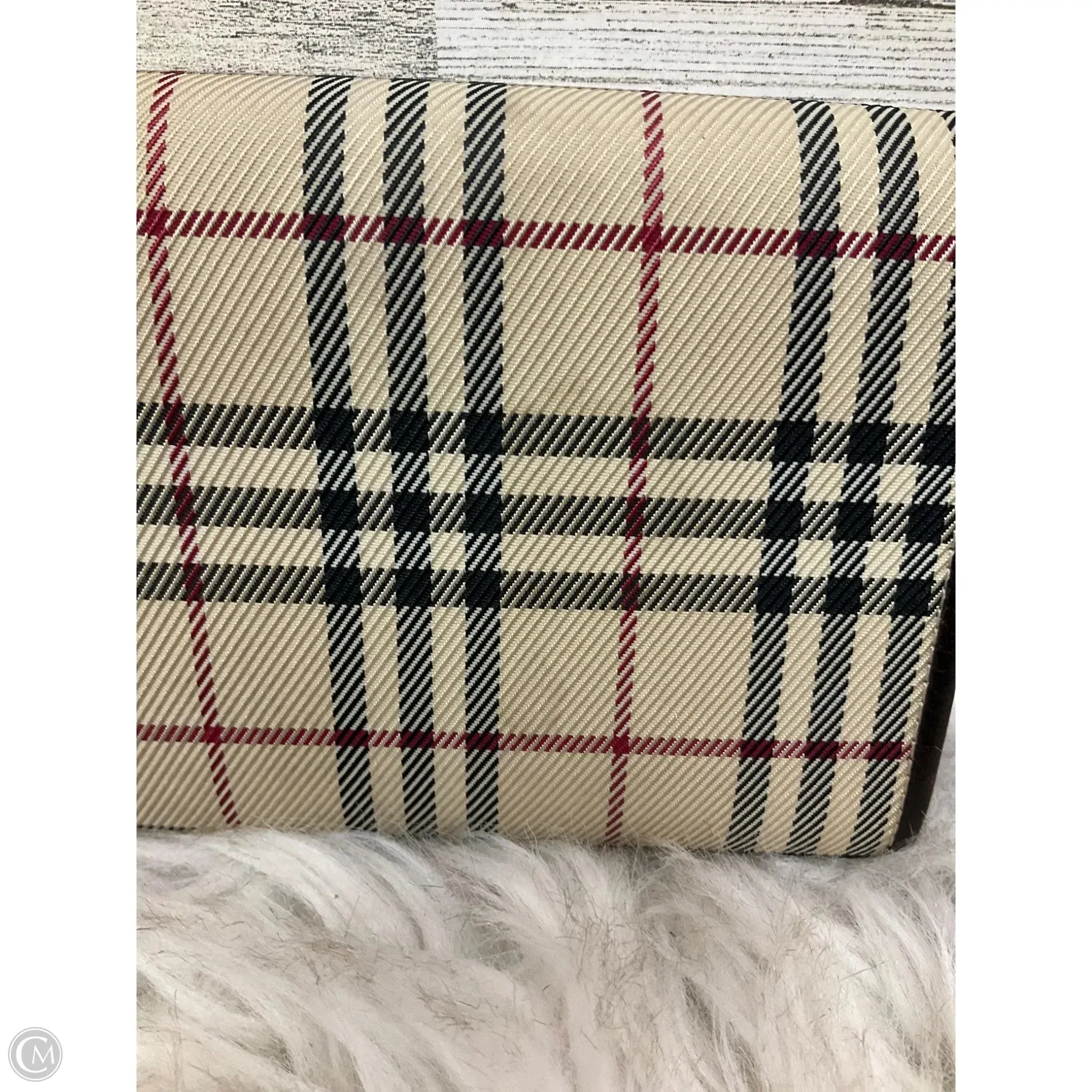 Burberry Handbags Wallet By Burberry, Size: Medium