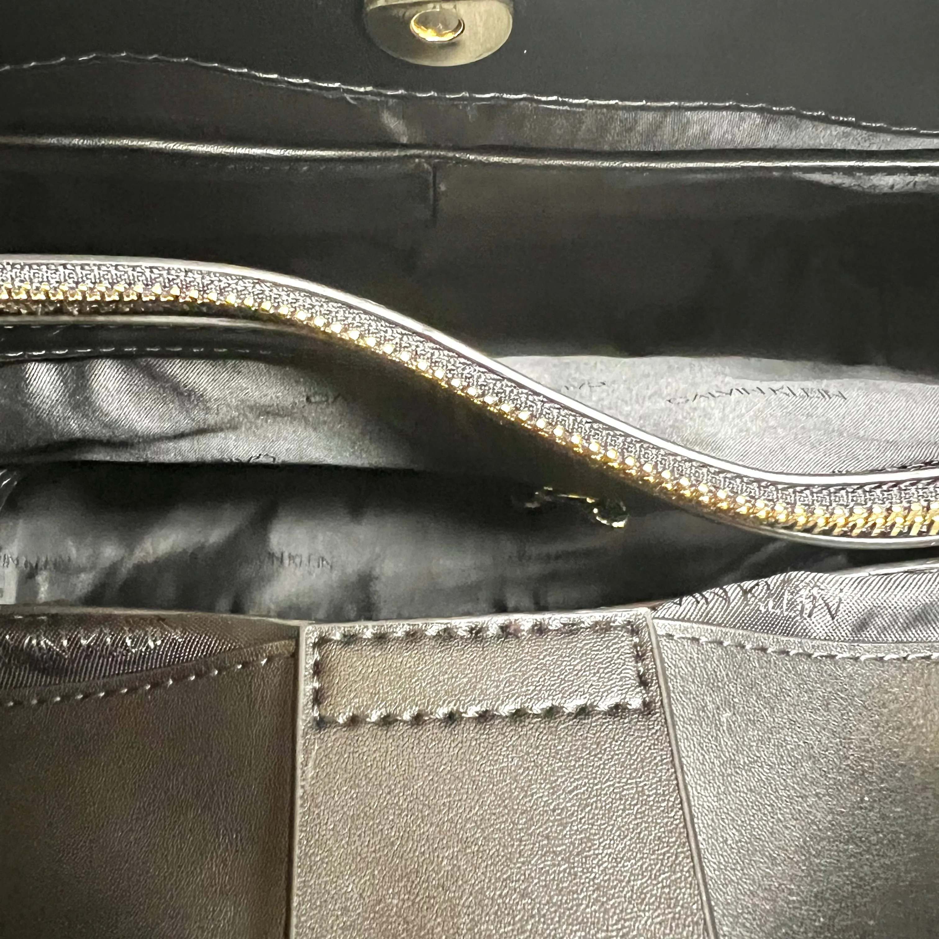 Calvin Klein Handbags Crossbody By Calvin Klein, Size: Small