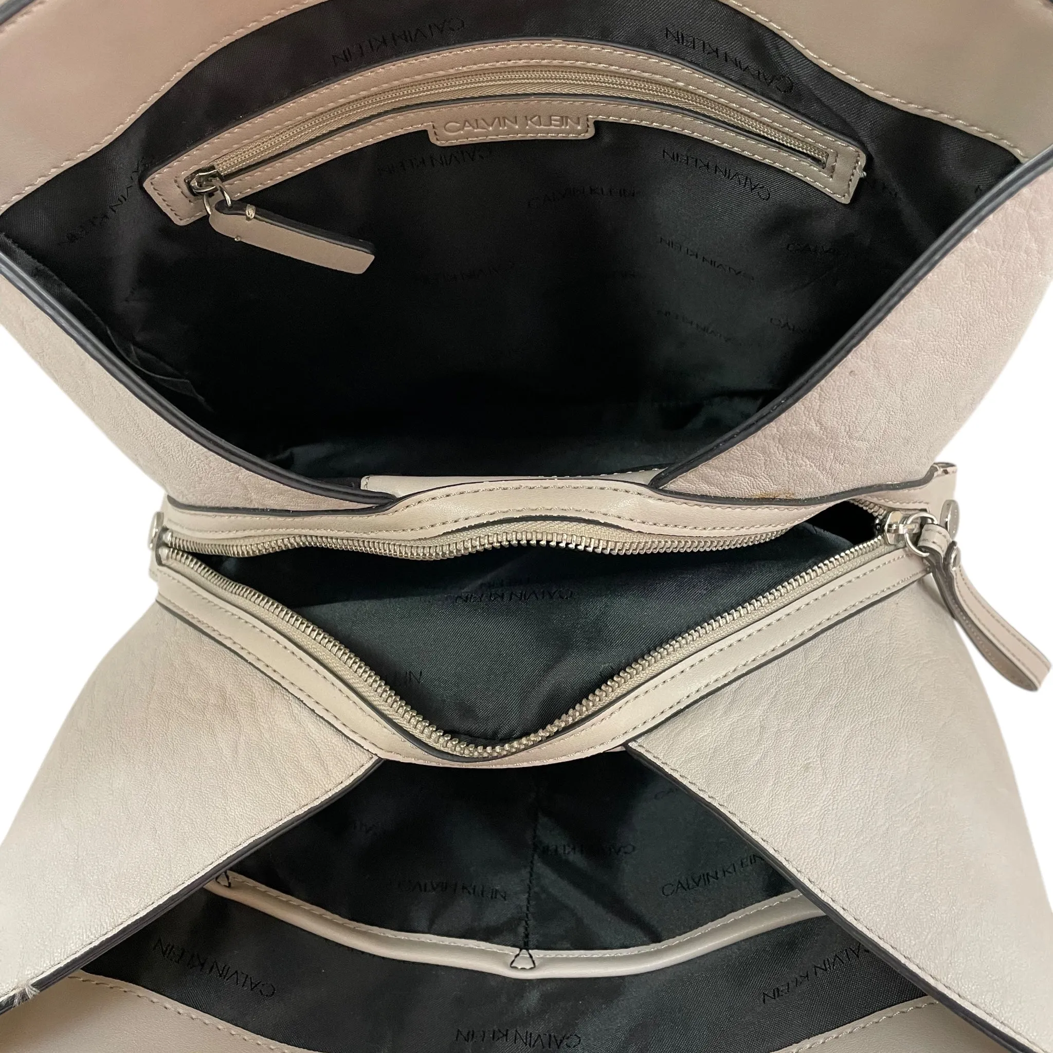 Calvin Klein Handbags Handbag By Calvin Klein In Grey, Size:Large