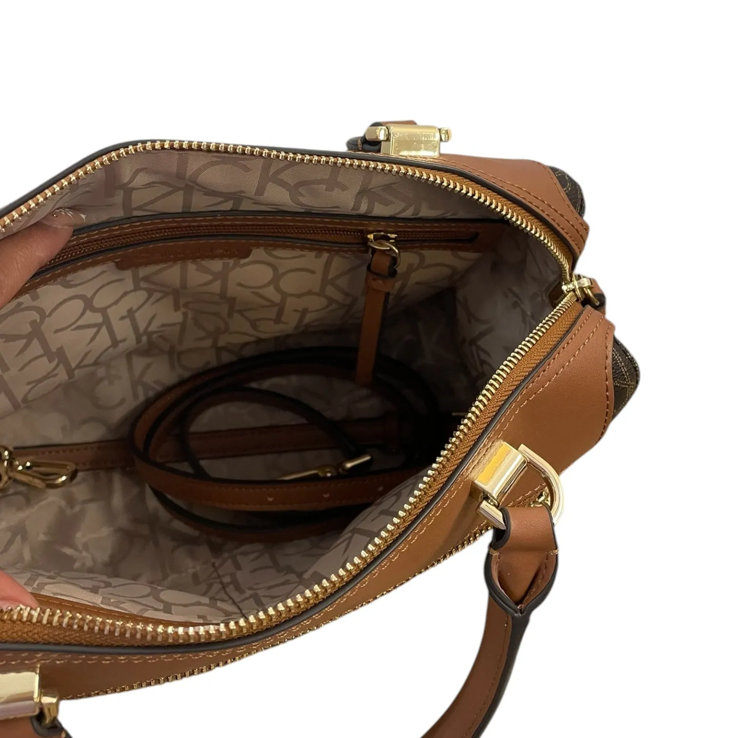 Calvin Klein Handbags Handbag By Calvin Klein, Size: Medium