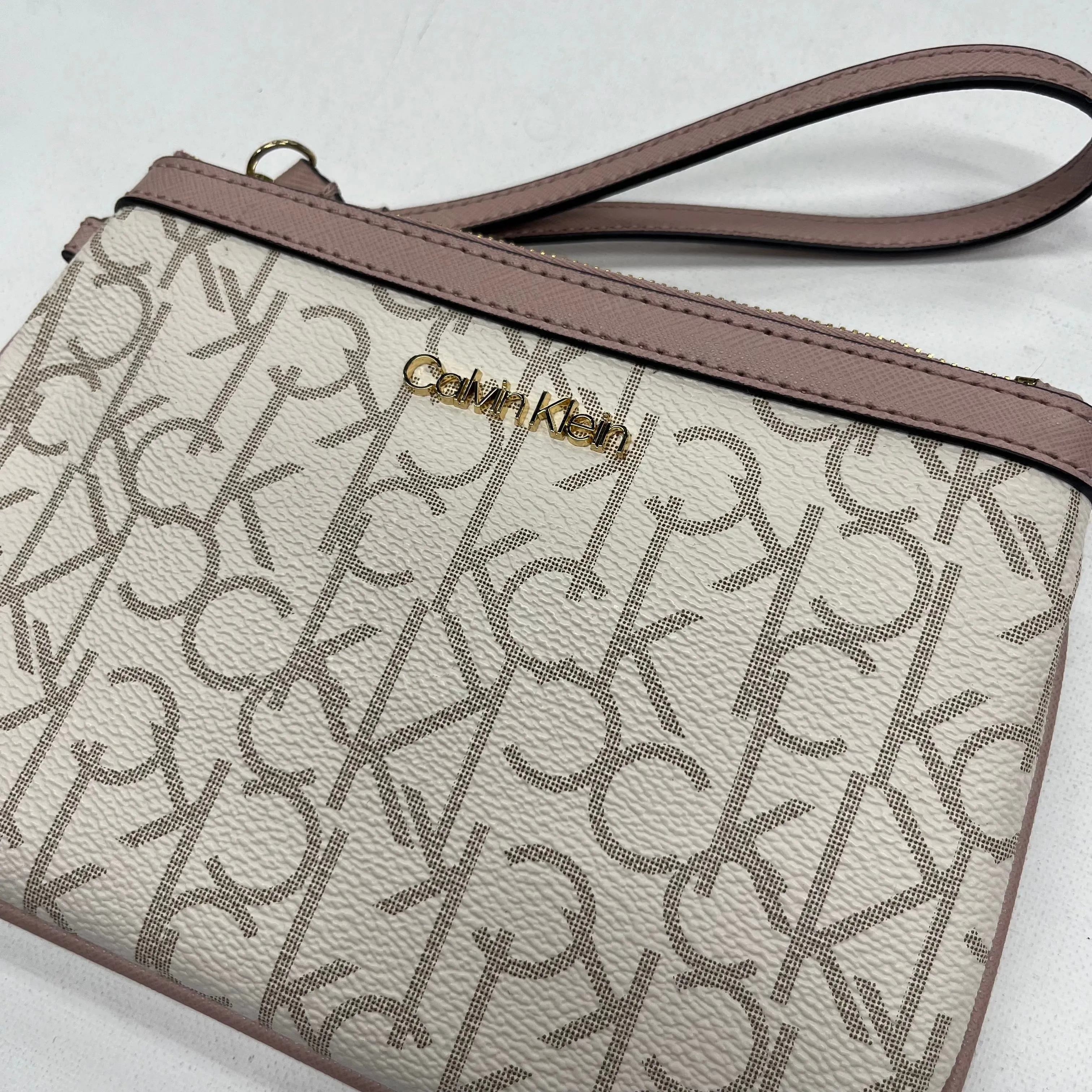 Calvin Klein Handbags Wristlet By Calvin Klein  Size: Medium