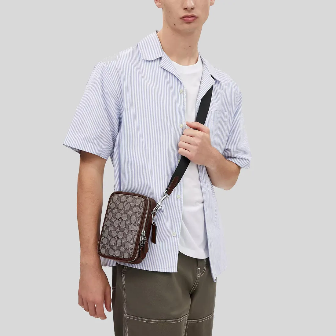 Coach Bags COACH Stanton Crossbody In Signature Jacquard Oak/Maple CH097