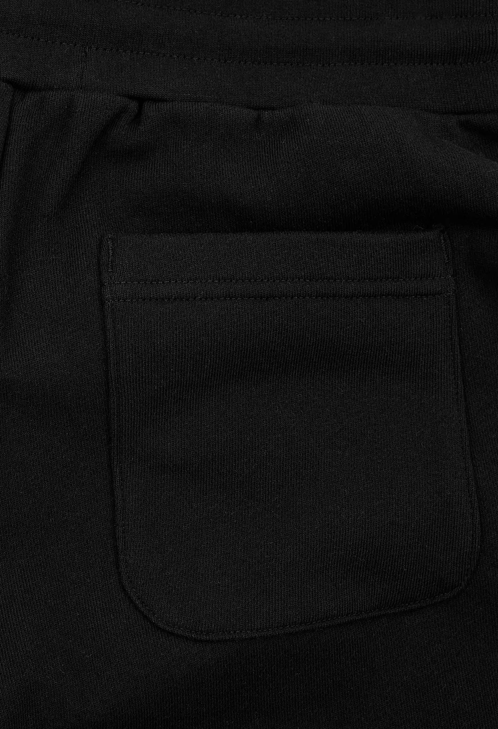 Crimson Shorts / Black