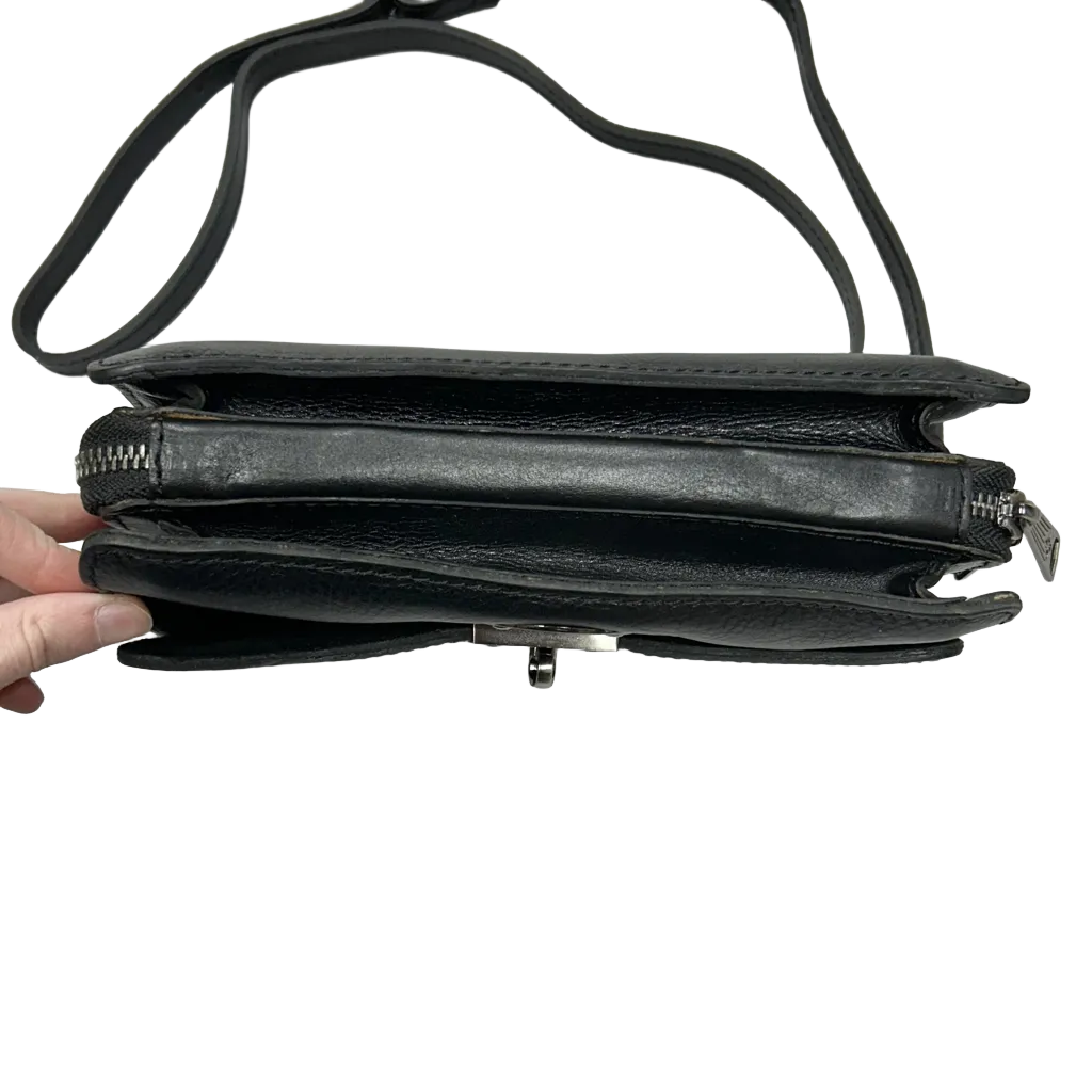 Crossbody Designer By Patricia Nash  Size: Medium patricia nash