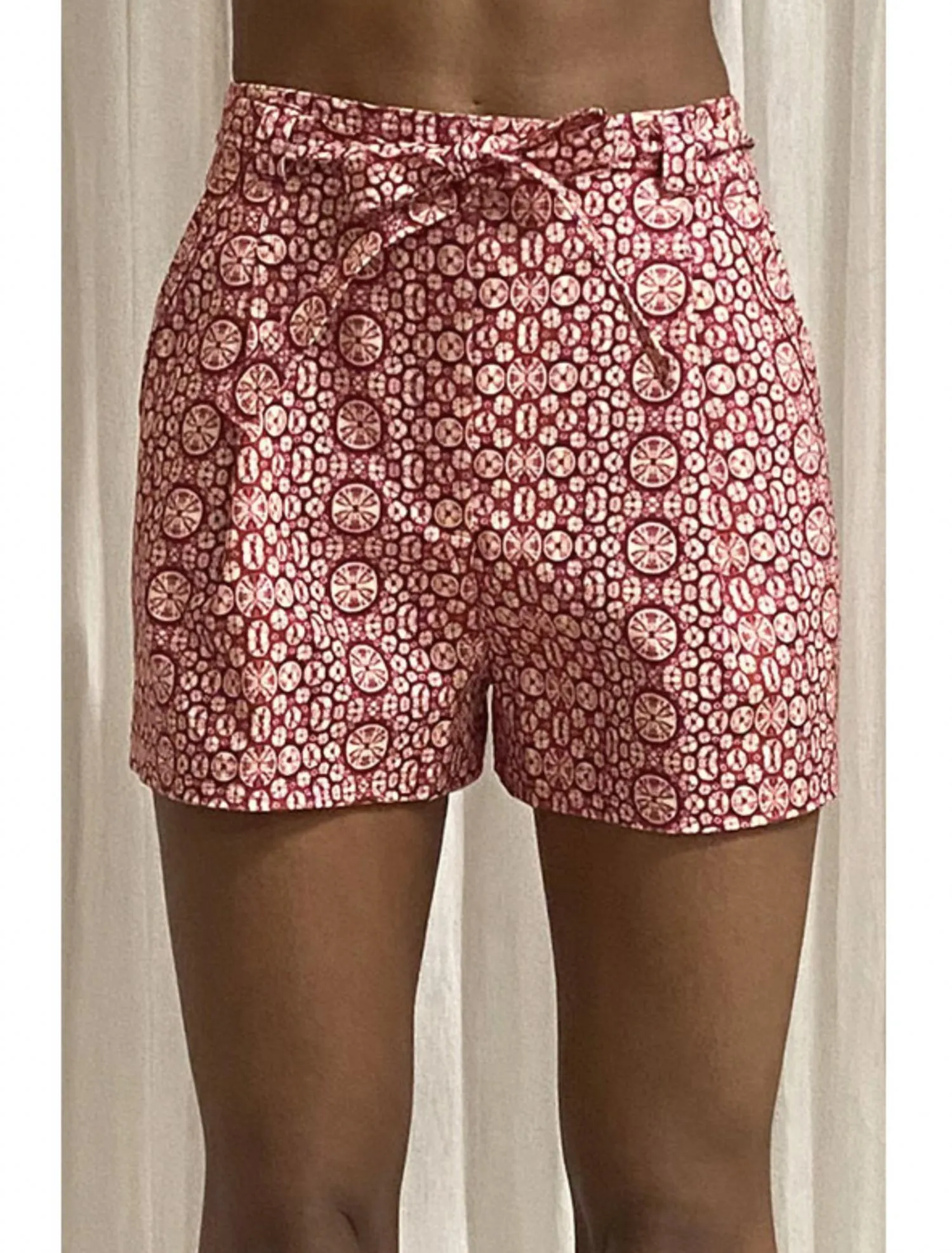 Eryn Pull On Shorts In Hibiscus Scibori