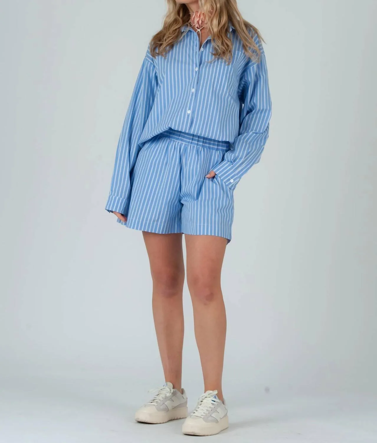 Evie Striped Pull-On Shorts In Cloud