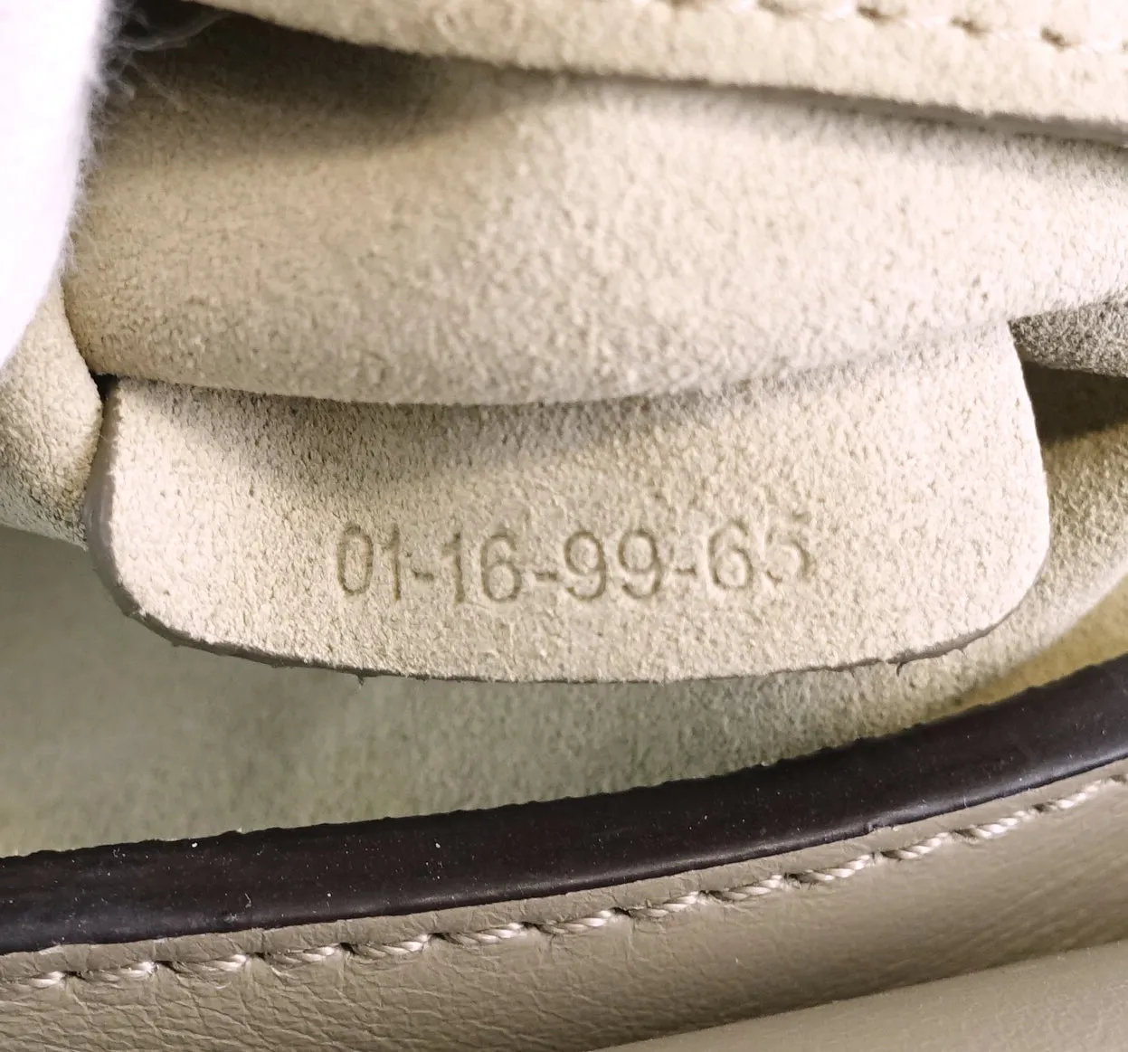 Faye Small Leather and Suede Bag Bags_Chloé