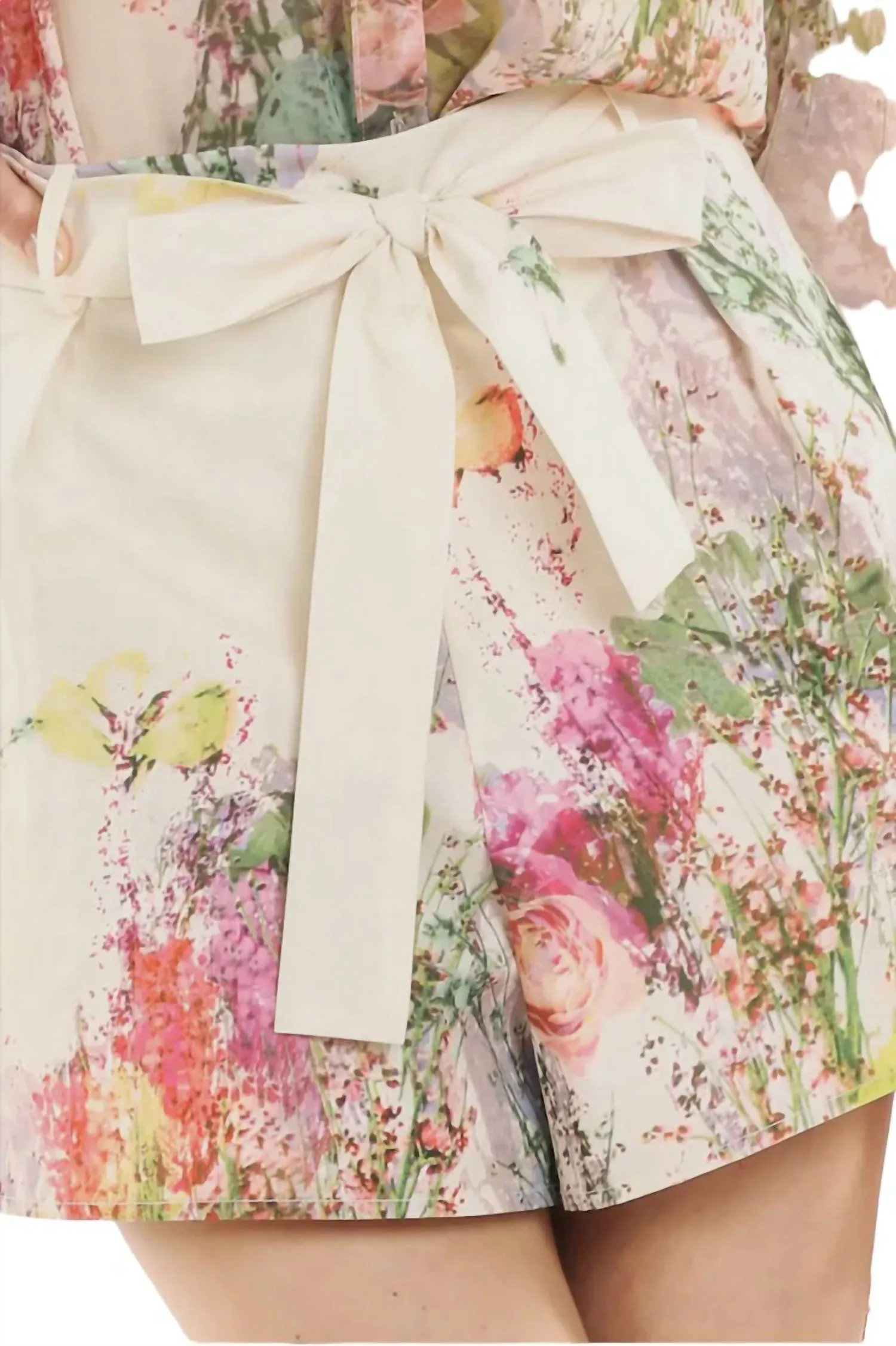 Floral Shorts In Ivory