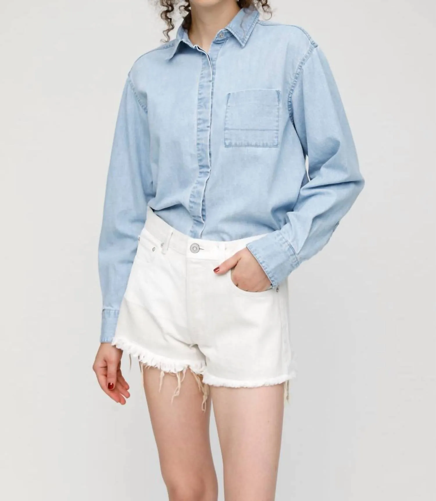 Jester Shorts In White