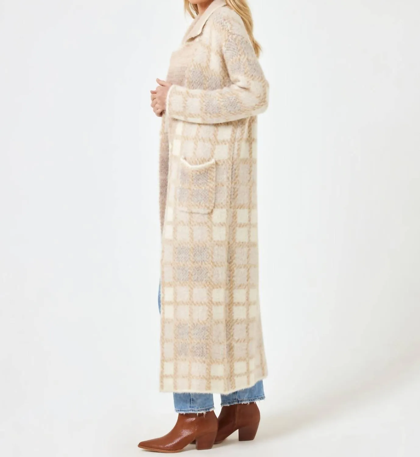 Long Wool Coat In Beige/white