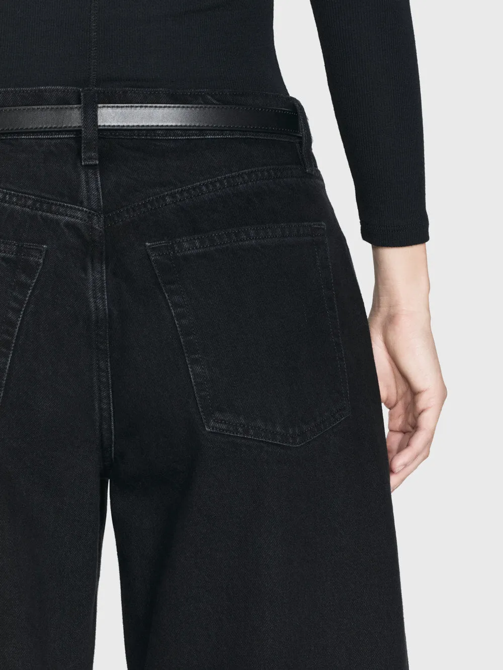 Low Slung Barrel -- Black