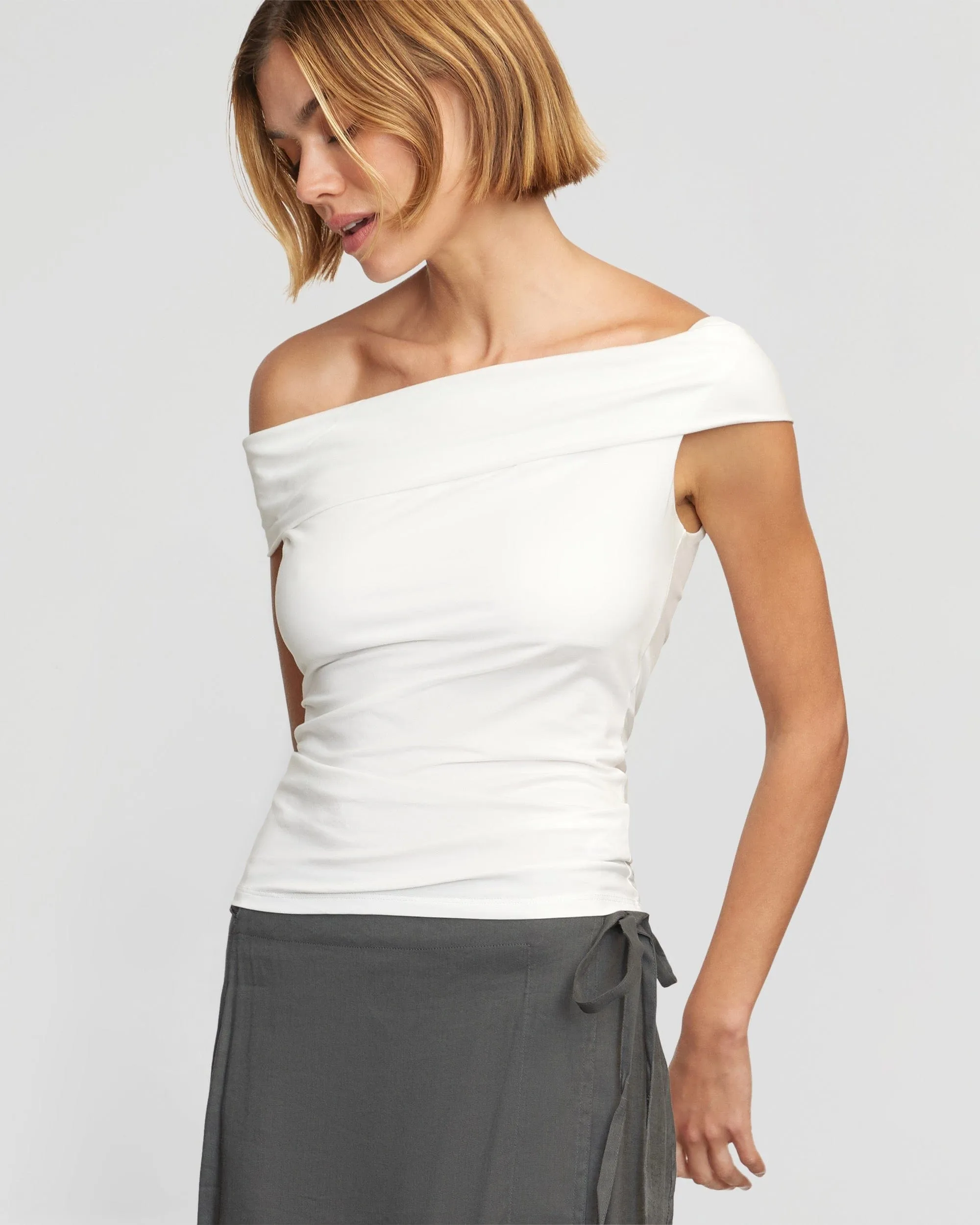 Mai Asymmetric Off-Shoulder Tee