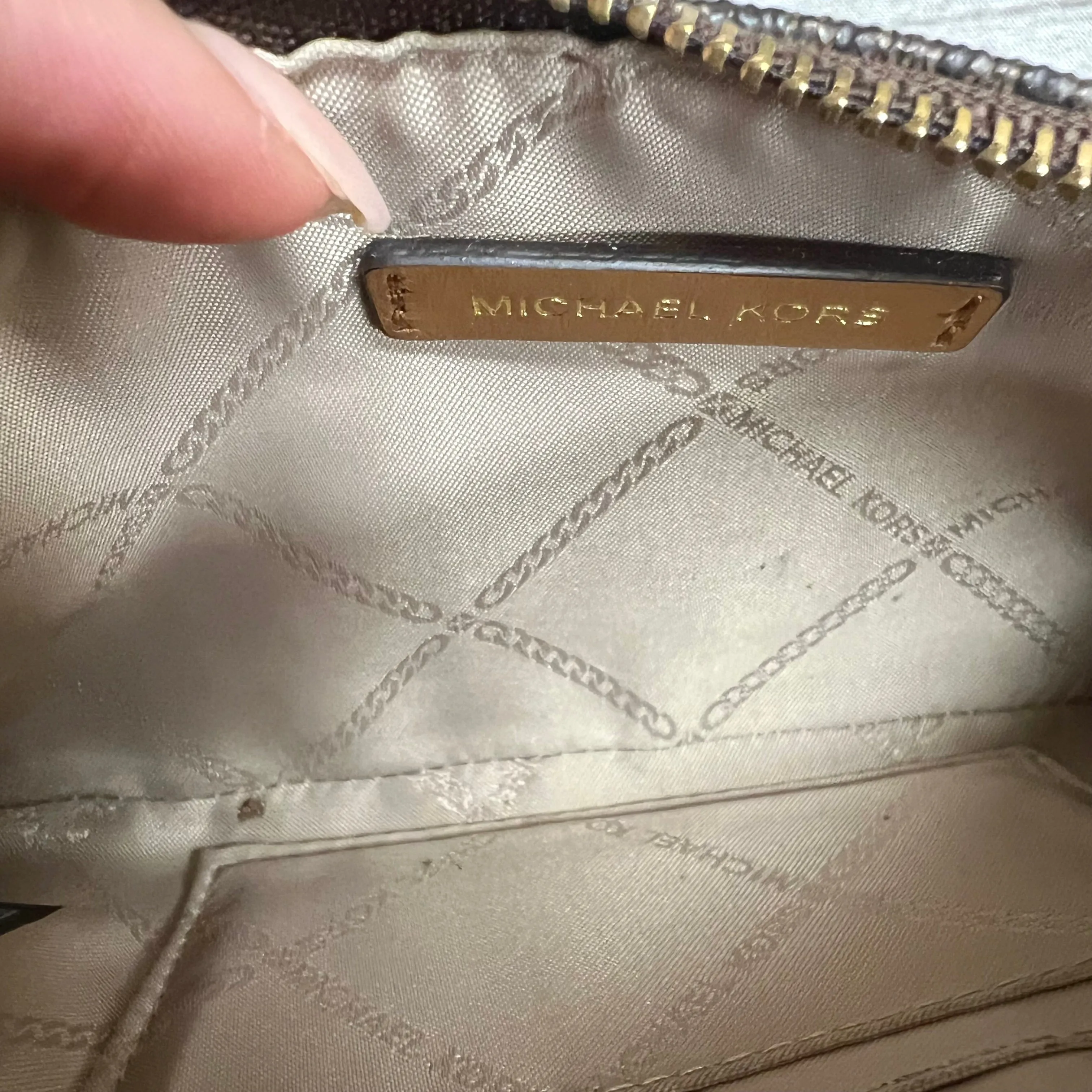 Michael Kors Bags Wristlet Designer By Michael Kors, Size: Medium