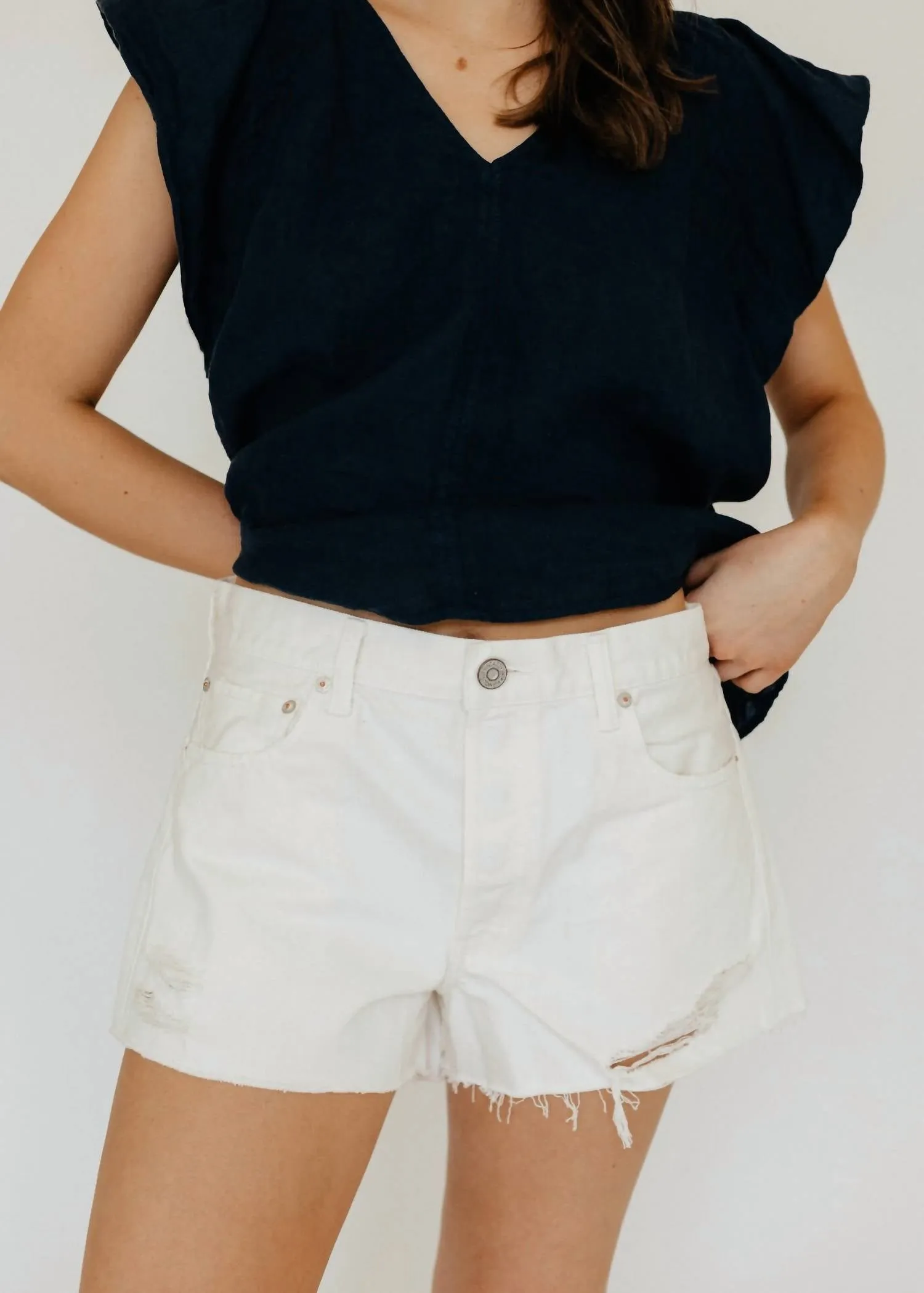 Mv Ransomville Shorts In White