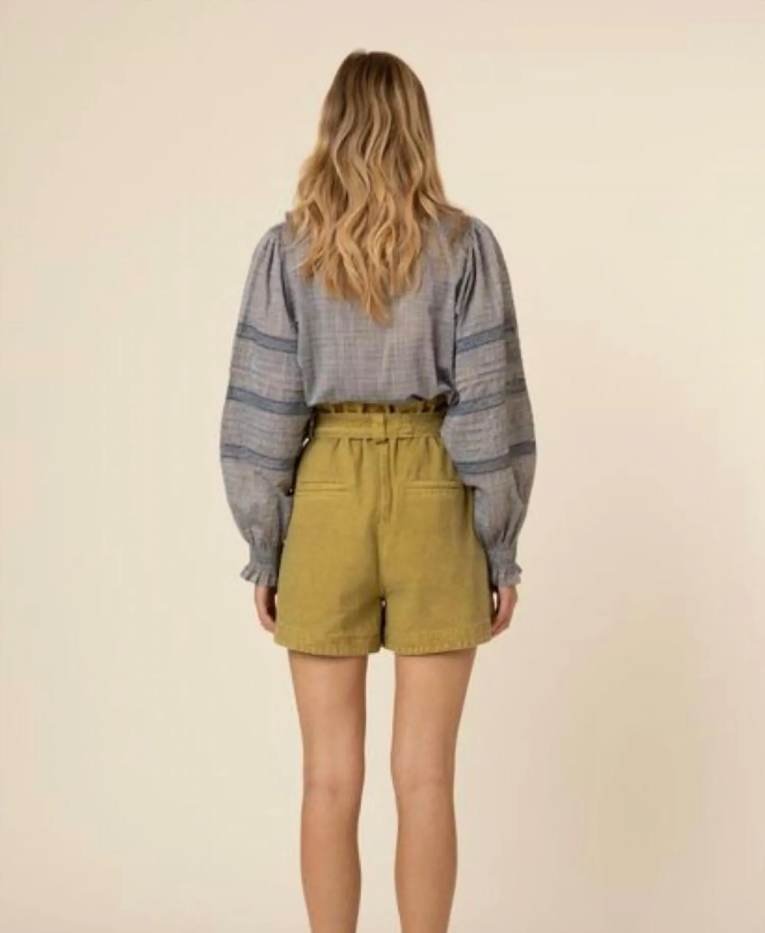 Natural Dahlia Shorts In Khaki Clair