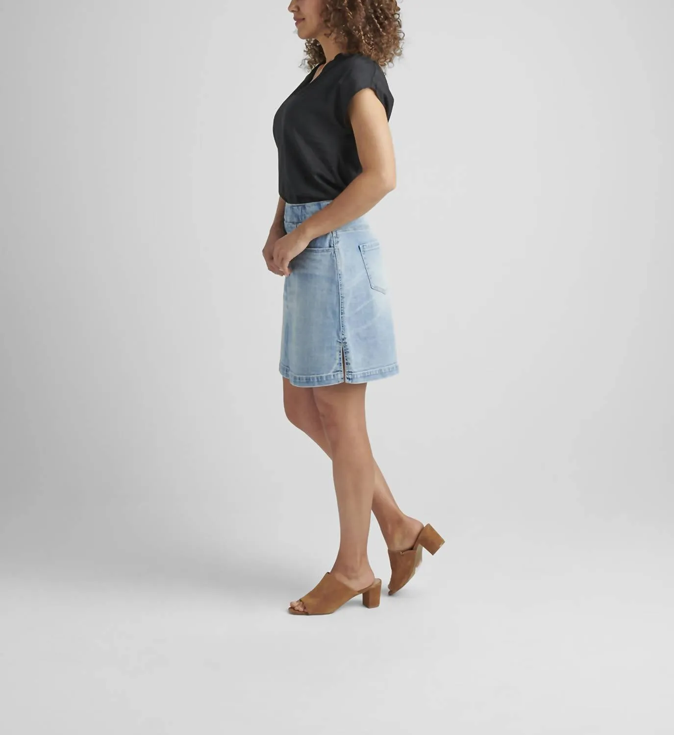 On The Go High Rise Skort In Silver Lake/bleu