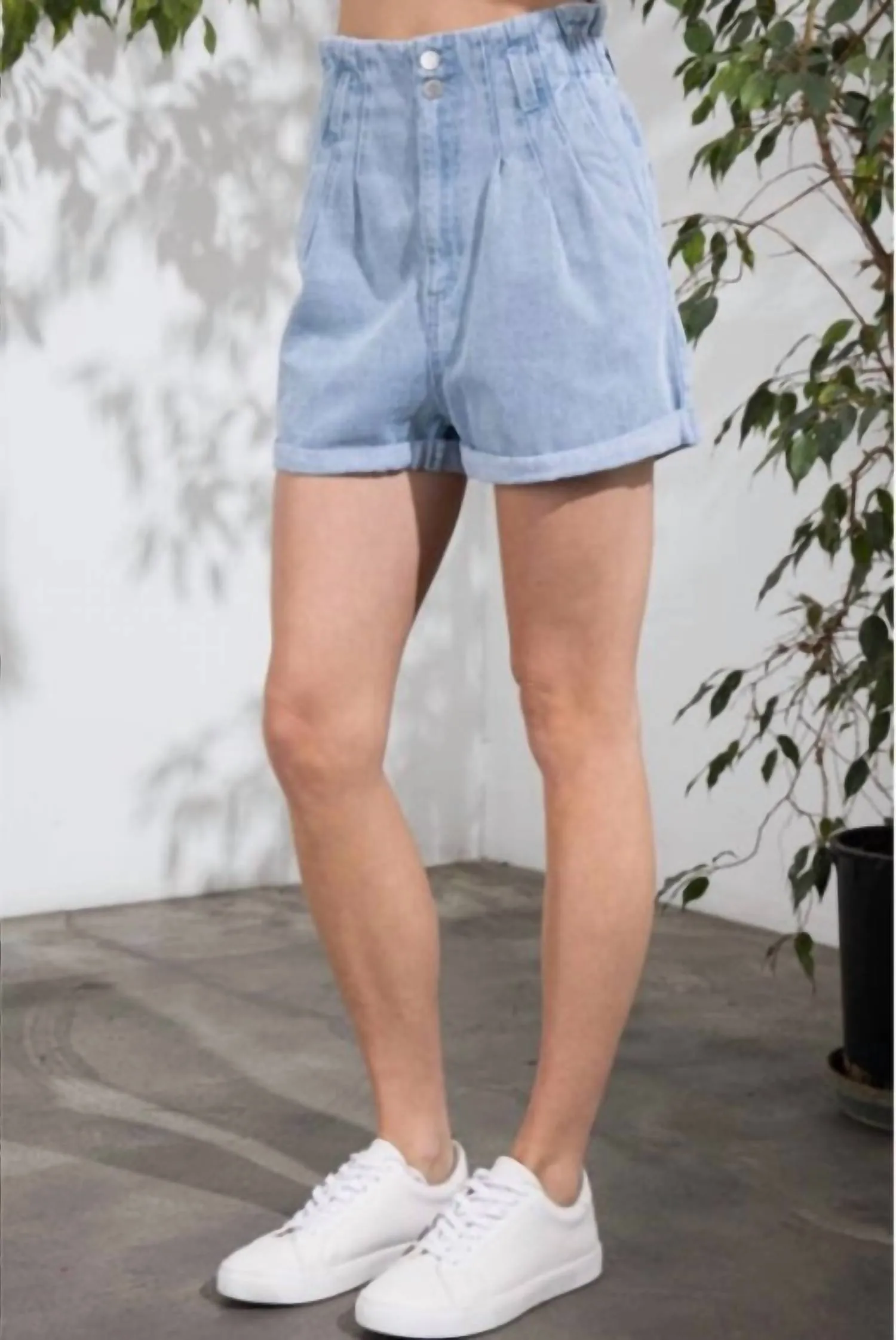 Paperbag Jean Short In Denim