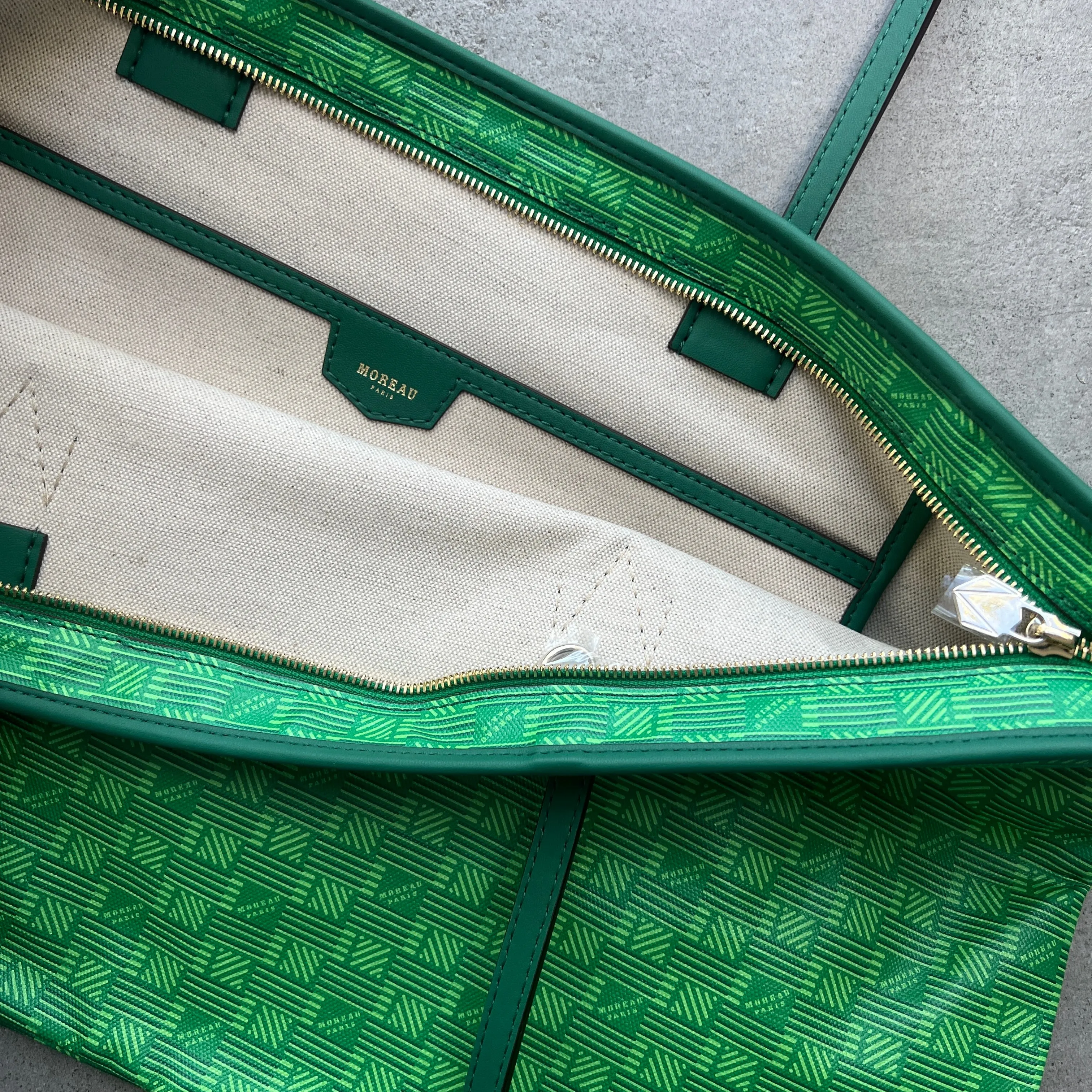 Saint Tropez Zip Tote GM, Green Moreau Bags