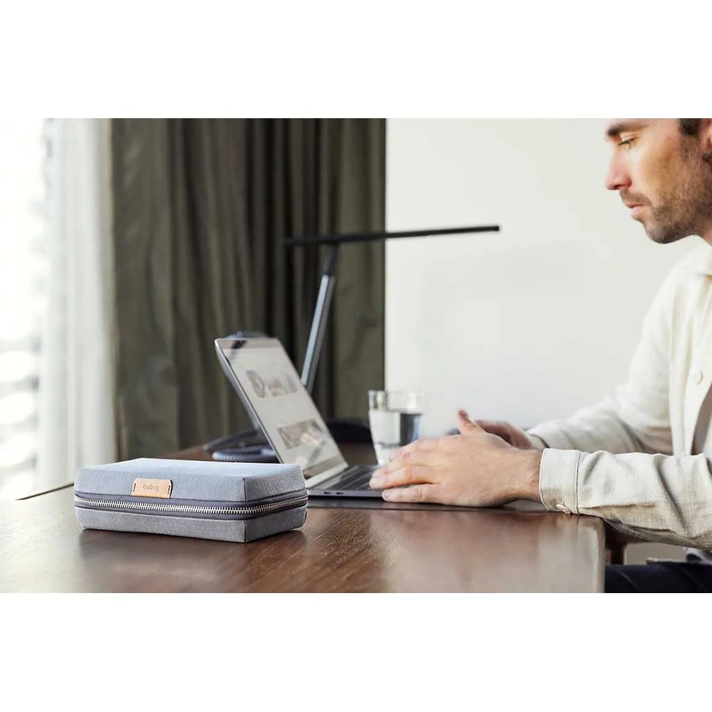 Tech Kit Bellroy Bags