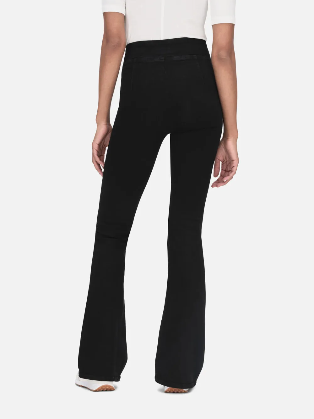 The Jetset Flare -- Sheen Noir