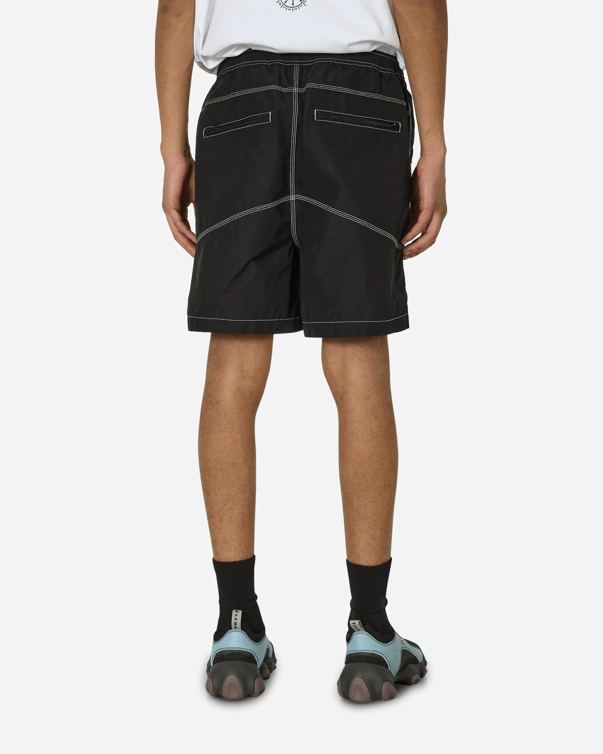Triple Needle Bishop Shorts Black