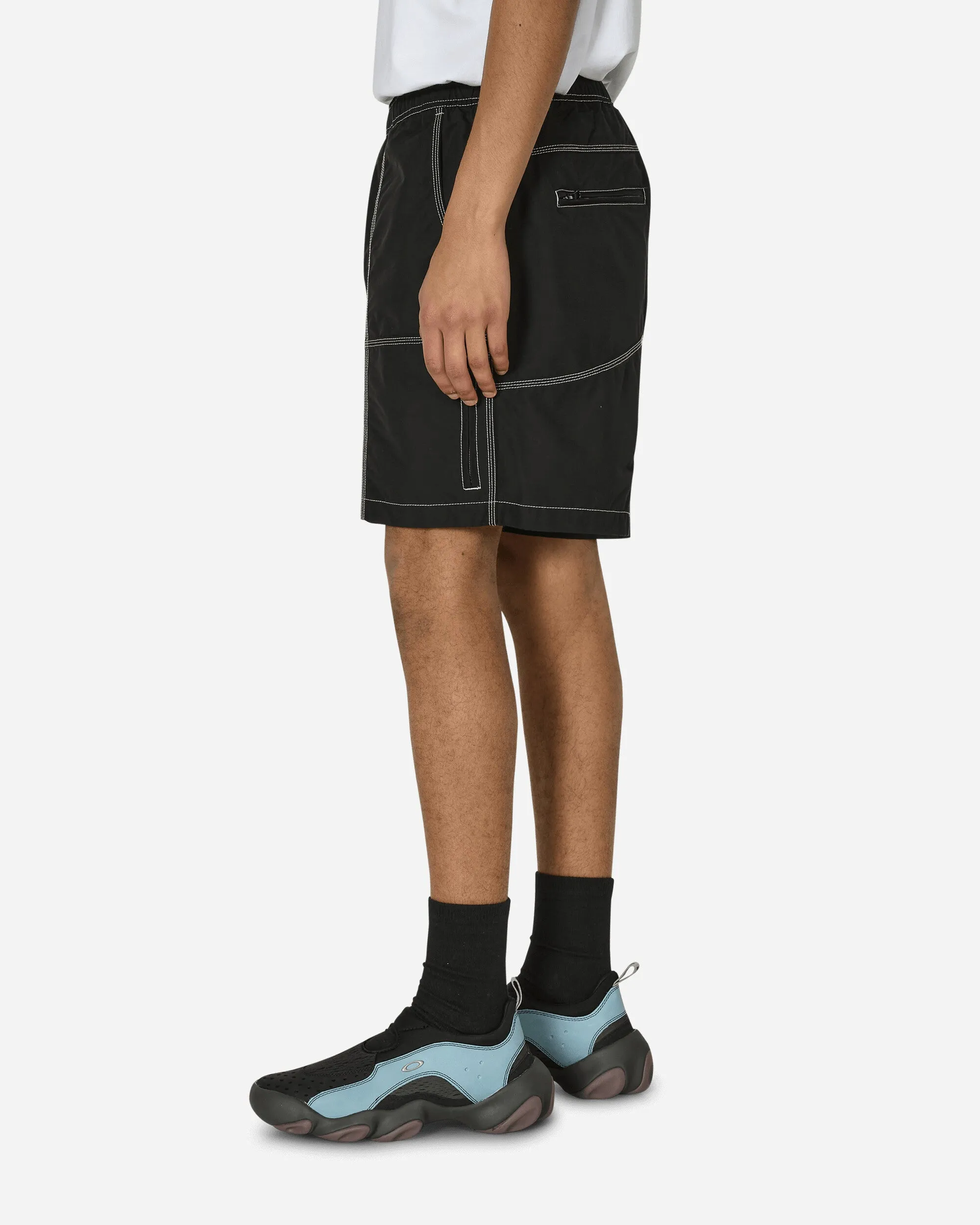 Triple Needle Bishop Shorts Black
