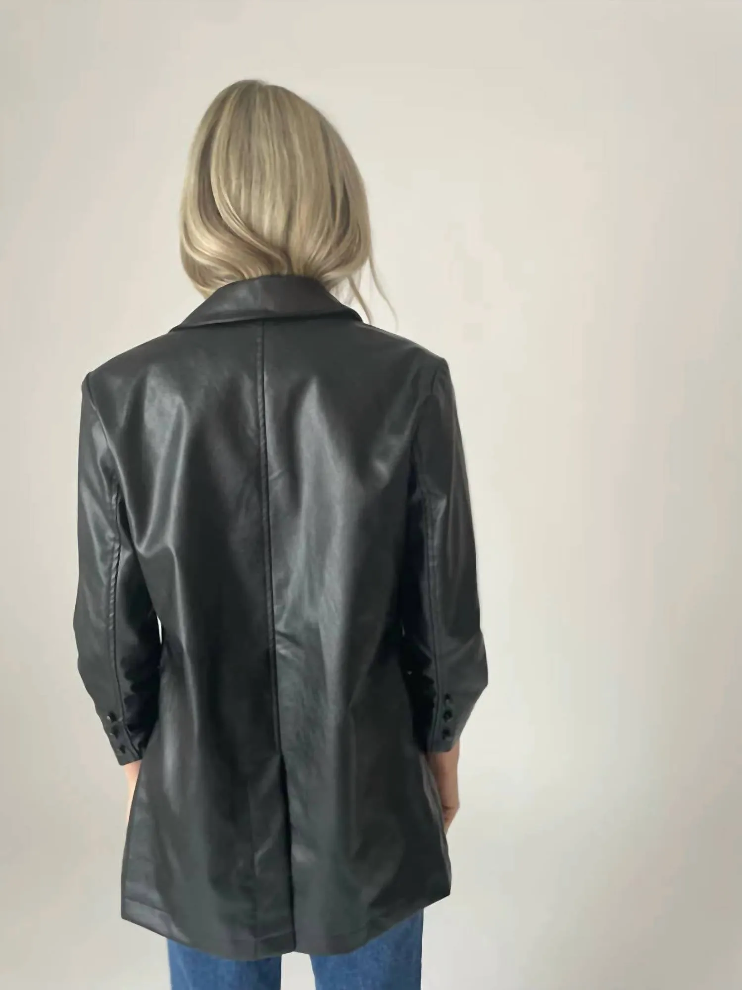 Vienna Blazer In Black