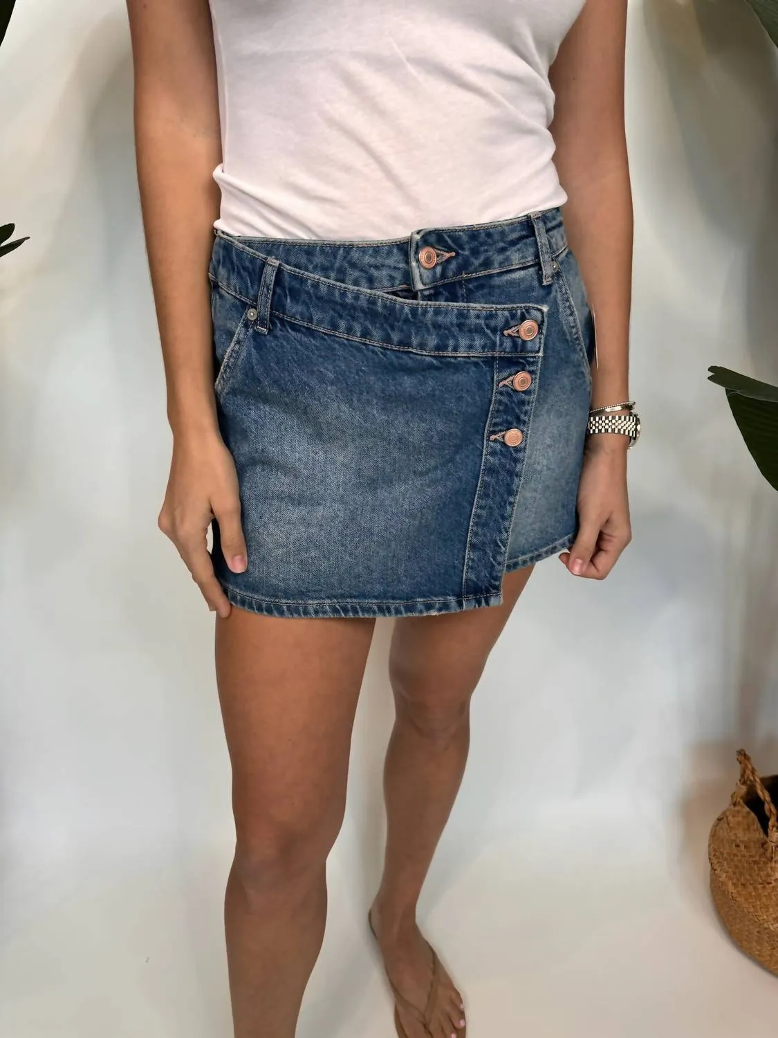 Wynne Denim Skirt In Cornflower
